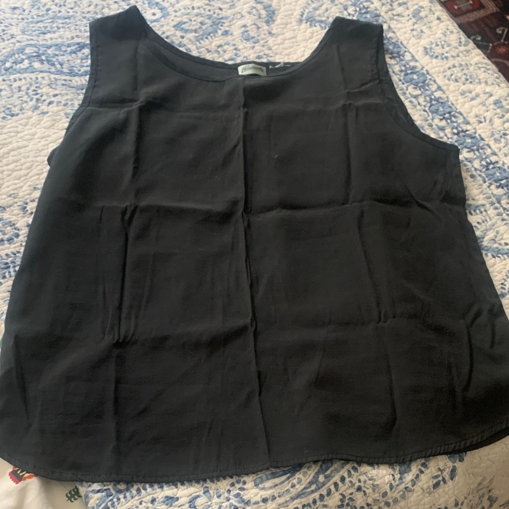 Penman’s Classic Black Sleeveless Top